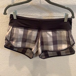 Lululemon Run Speedshorts. Size 6. Gray